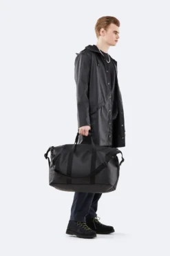 Reistas RAINS Weekend Bag Black Black 37L -Tassen Winkel 3 AW19 Ecom0453 1