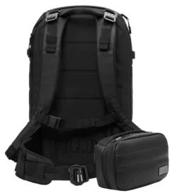 Toilettas Db The Ramverk Pro Pouch Black Out -Tassen Winkel 4 tt 5