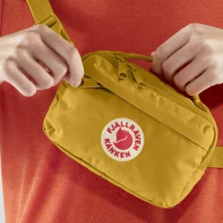 Fjallraven Heuptas Fjällräven Kånken Hip Pack Peach Sand -Tassen Winkel 6 Kanken Hip Pack 23796 160 F MODEL FJR