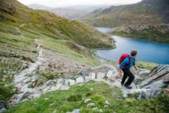 Osprey Syncro Daypack -12 Liter - Zwart -Tassen Winkel osprey syncro 2 3